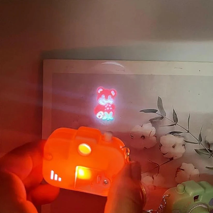 Mini Cam Magic: Projector Camera Keychain for Bags & Kids